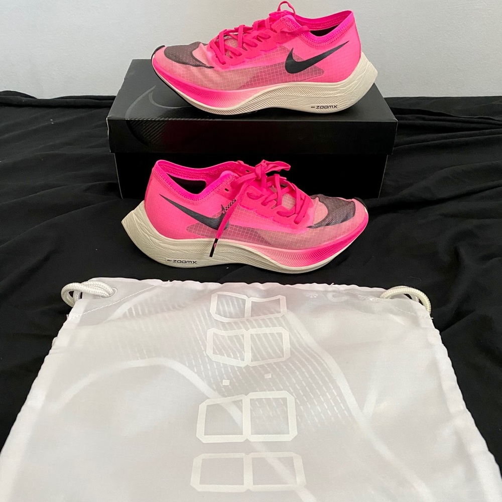Size.4.5 BRAND NEW***Nike Zoomx Vaporfly Next%